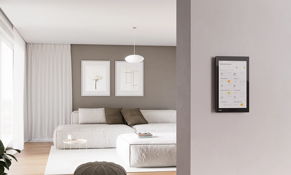 imgi_3_gira-website-G1-2Gen-Schwarz-Milieu-Funktionen-NL-hero_35629_1758013412